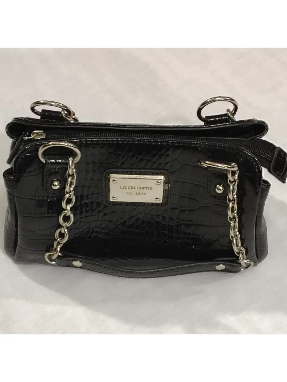Liz Claiborne Handbag Purse Black 9"x6" Faux Croc Leather Shiny Pockets Chain - Picture 1 of 16